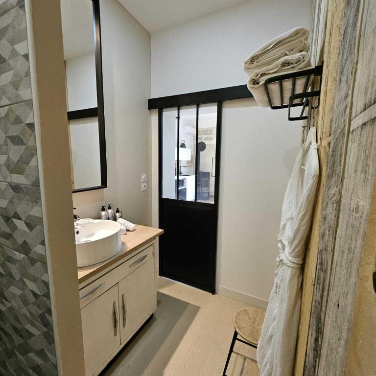 La Maison Grivolas - Appartement 1 Chambre - Vue sur Piscine - 8