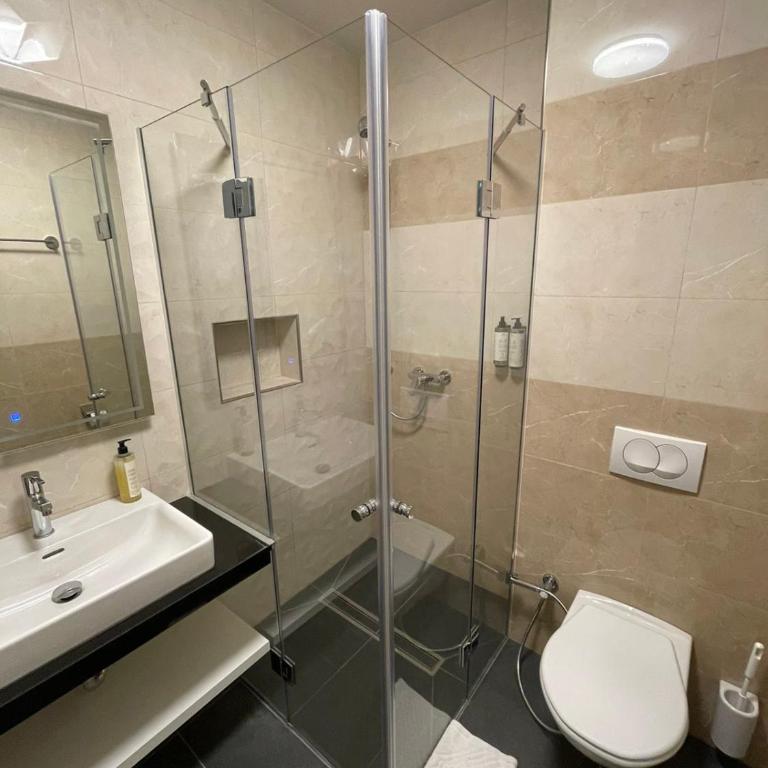 Swiss Plus Hotel - Superior Double or Twin Room - 23