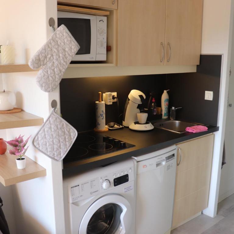 T2 climatisé wifi piscines parking - Apartamento de 2 dormitorios - 9