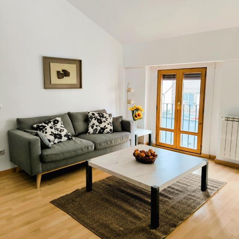 El Loft del Casco by Alogest - Apartamento de 2 dormitorios - 1