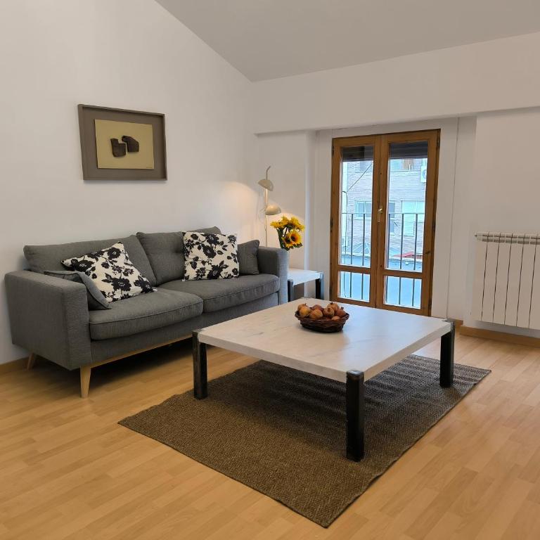 El Loft del Casco by Alogest - Apartamento de 2 dormitorios - 10