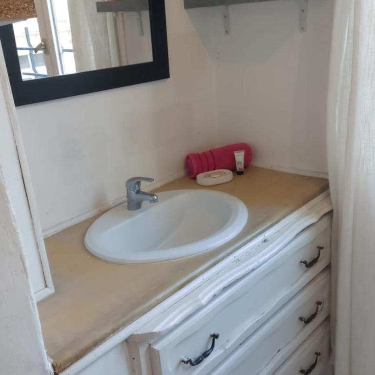 **** VERY CENTRAL Ajaccio 36 rue Fesch, cosy flat in city center pedestrian street, up to 4 people **** - Appartement - 32