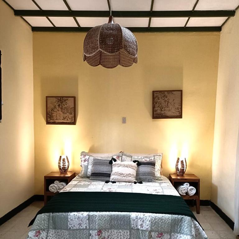 Posada Las Bromelias - Habitación Doble con baño privado - 6
