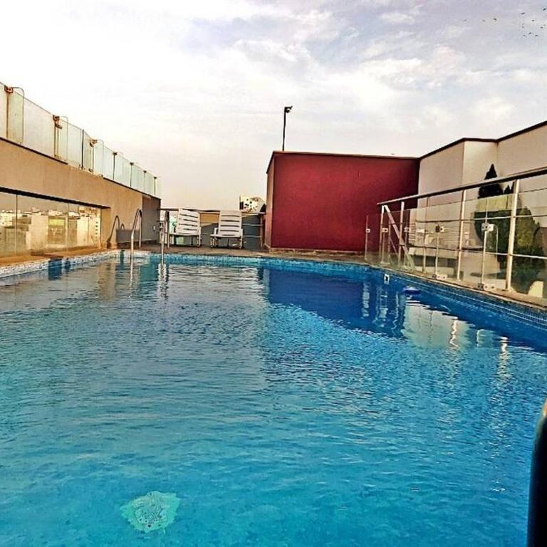 Excellent apartment, access to pool, grills, ballroom - Three-Bedroom Apartment - 20