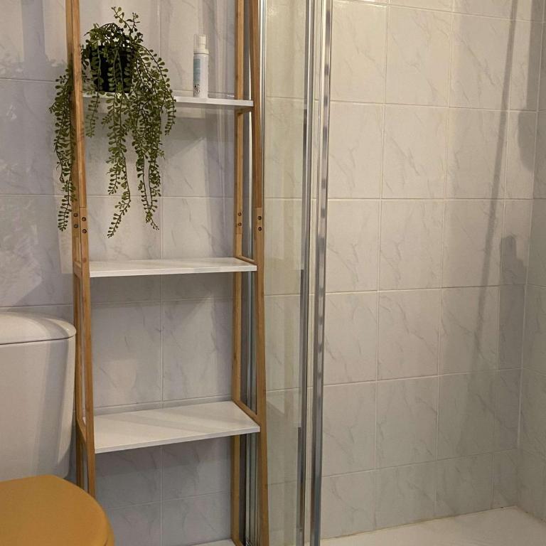 Studio Confort en Face des Thermes - Loggia, Clim, Parking - Balaruc-les-Bains - FR-1-553-243 - Studio - 6