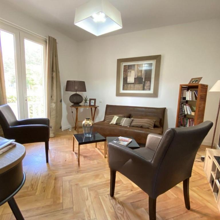 Grand appartement 3 chambres vue mer Pontaillac - Three-Bedroom Apartment - 23