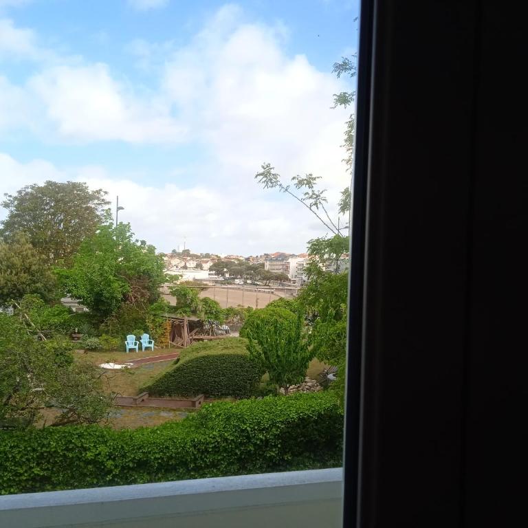 Grand appartement 3 chambres vue mer Pontaillac - Three-Bedroom Apartment - 5