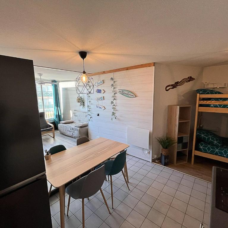 Appart très cosy jusqu'à 6 pers, Lac du Salonique - Appartement - 5