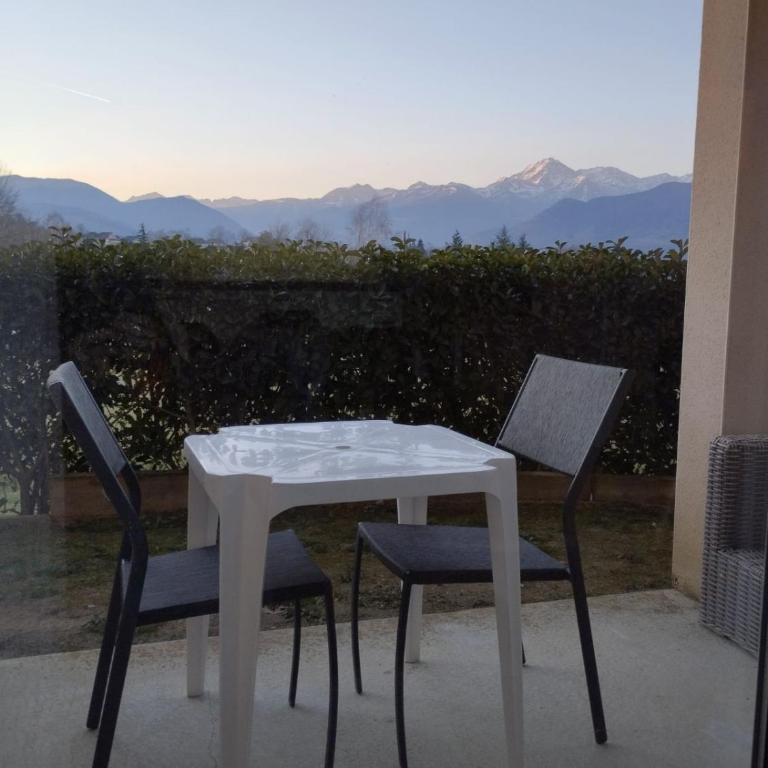 Appartement 3 étoiles, 2 chambres , cuisine aménagée, terrasse, face à la chaîne des Pyrénées - Appartamento con 2 Camere da Letto - 9