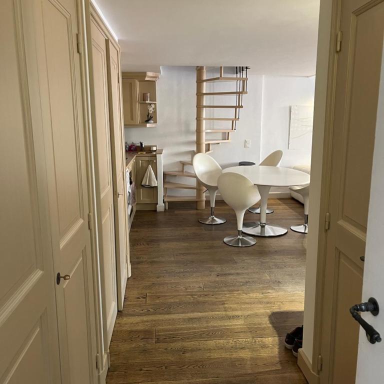 Appartement trois pièces Saint Tropez - Appartement - 2