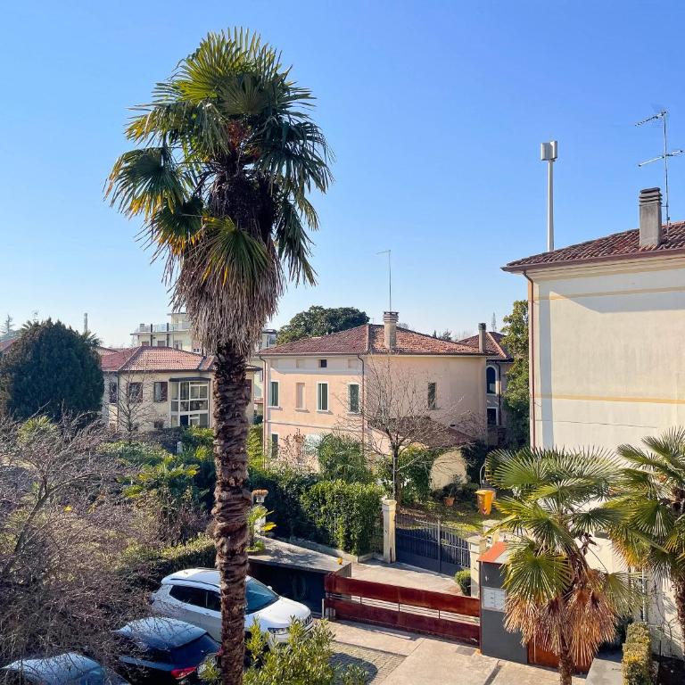Spazioso Apt vicino Stazione - Posto Auto - Appartamento con 2 Camere da Letto - 16