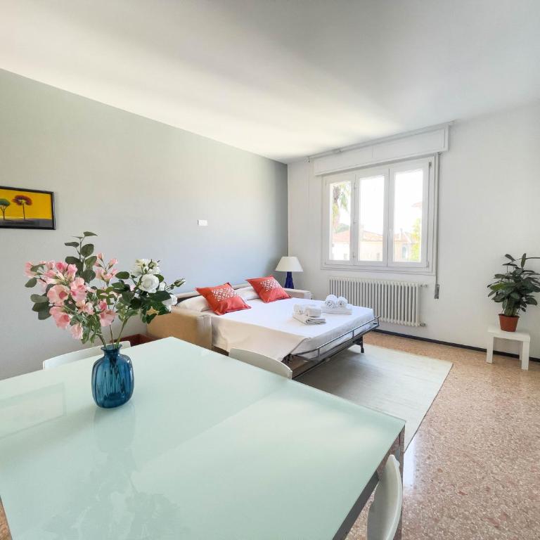 Spazioso Apt vicino Stazione - Posto Auto - Appartamento con 2 Camere da Letto - 20