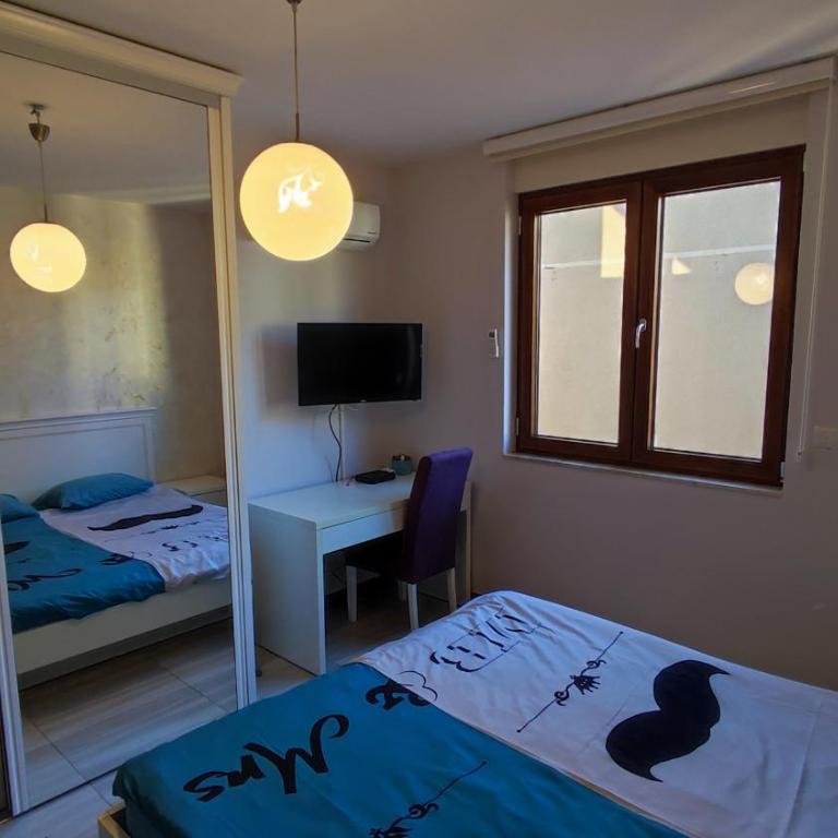 Lux Apartments Djurovic Tivat - Apartment with Sea View - 23