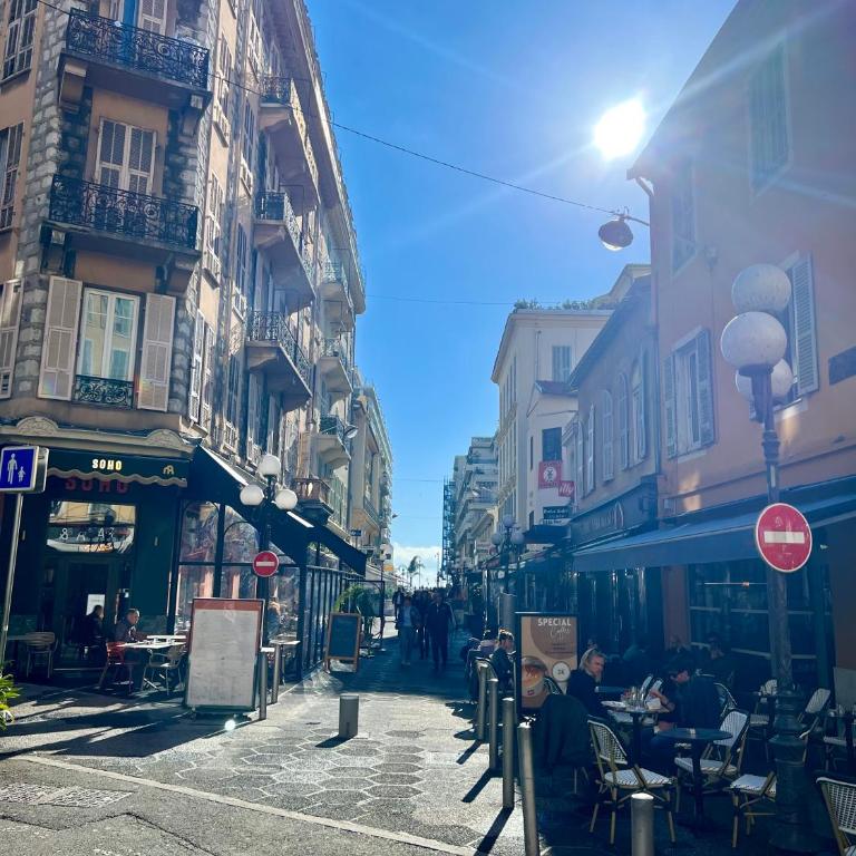Stunning apartment in the Gold Square of Nice! - Appartement 2 Chambres - 15