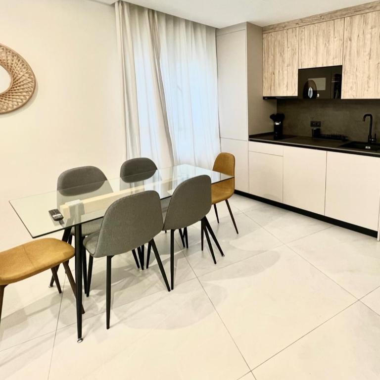 Apartamento El Cardenal - Two-Bedroom Apartment - 9