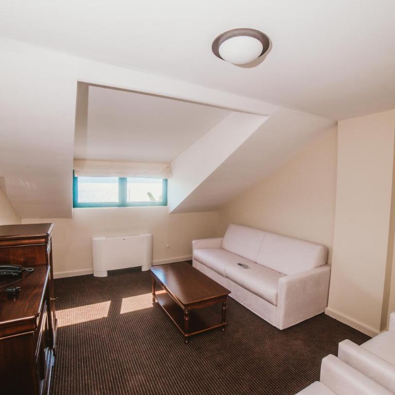 Hotel Astoria - Superior Suite - 3