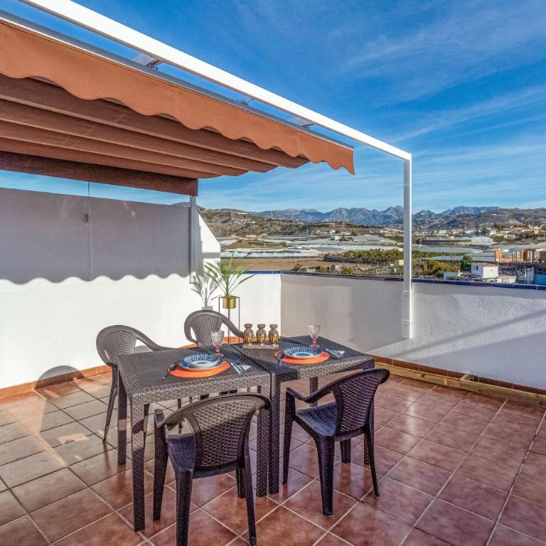 Amazing Apartment In Torrox - Apartamento de 1 dormitorio - 2