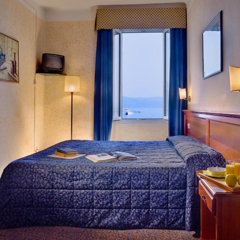 Hotel Garnì Riviera - Camera Doppia con Letti Singoli con Vista Lago - 2
