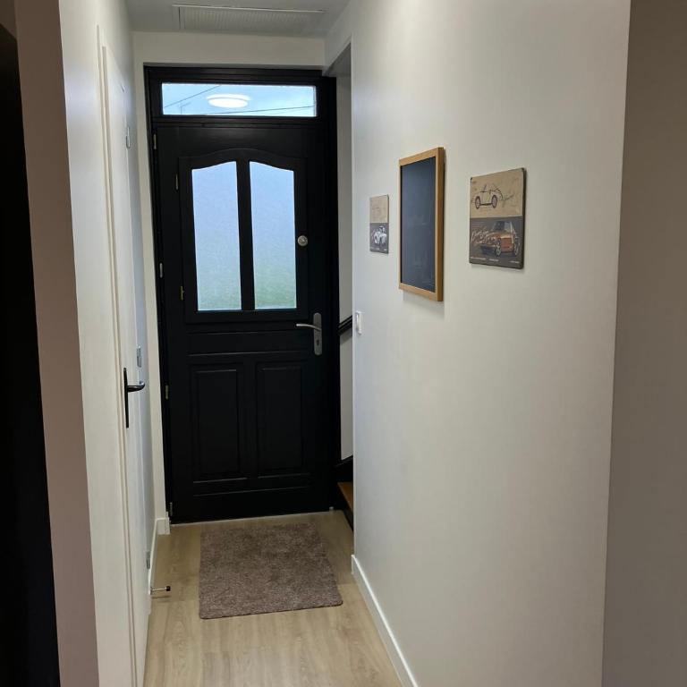 maison 4 chambres aux portes du circuit - Maison 5 Chambres - 79