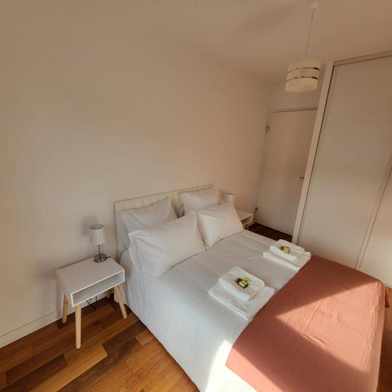 Paris Montmartre Chic - Appartement 3 Chambres - 12
