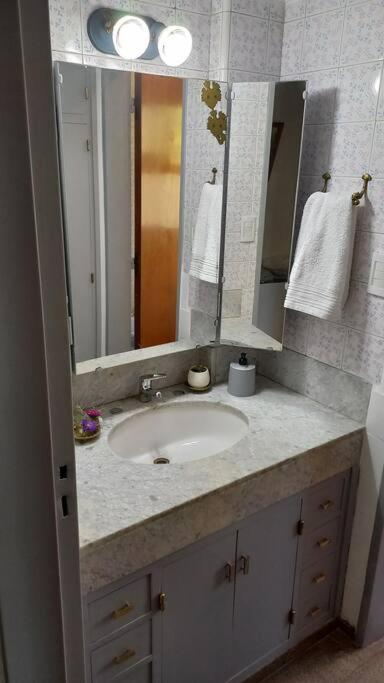 Departamento en Mendoza Ciudad - Apartamento de 3 dormitorios - 22