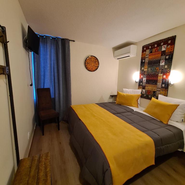 Hôtel L'Etoile Aéroport - A61 - Chambre Lits Jumeaux - 5