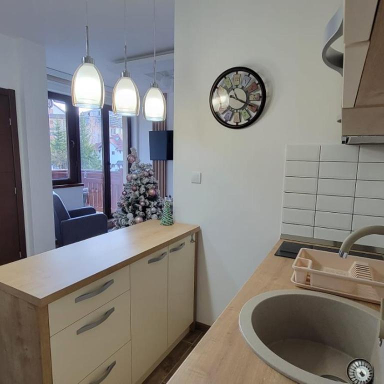Family Apartman - Two-Bedroom Apartment - 6