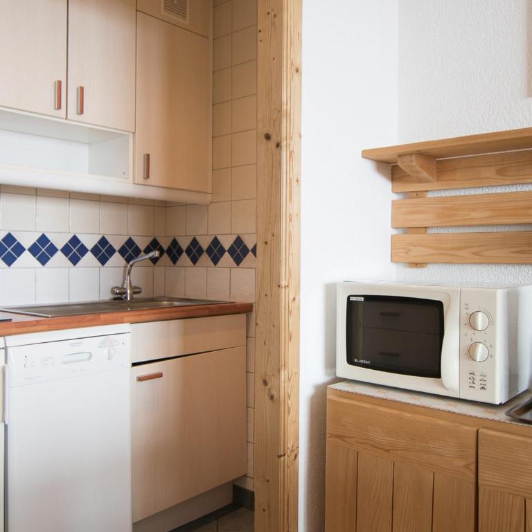 Studio Sud à 500m des pistes, balcon et WiFi - FR-1-449-134 - Studio - 11