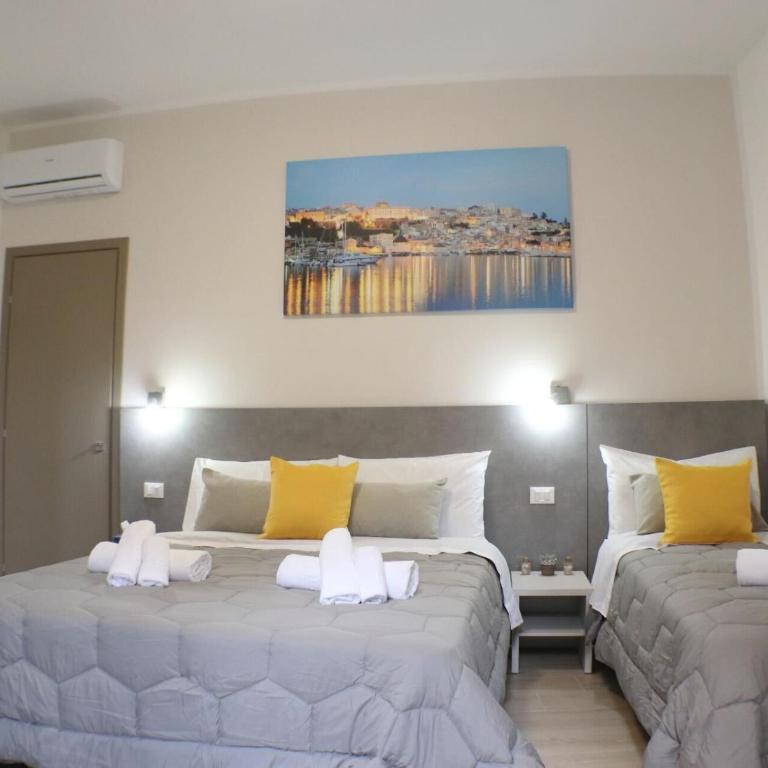 Casa Lu Mari - Triple Room with Private Bathroom - 4