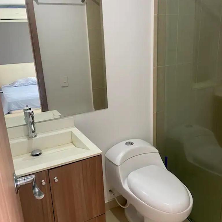 Apartaestudio Ciudad Jardín Centros Comerciales - Apartamento de 1 dormitorio - 4