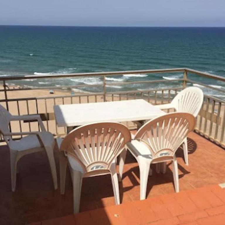 PRIMERA LINEA DE PLAYA-CULLERA - Apartamento de 2 dormitorios - 1