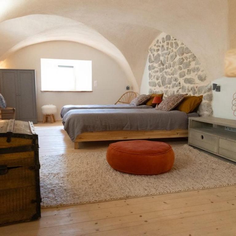 Ancienne ferme rénovée 8 pers, calme, confort, vue montagne et jardin - Maison de Vacances - 32