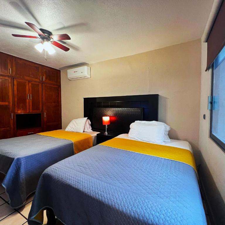 Casa Revolucion: 2BR/2Ba Casita close to downtown with private parking - Apartamento de 2 dormitorios - 11