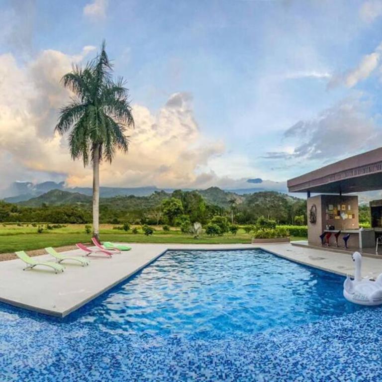 Hermosa y fantástica casa para familias - Casa de 4 dormitorios - 1