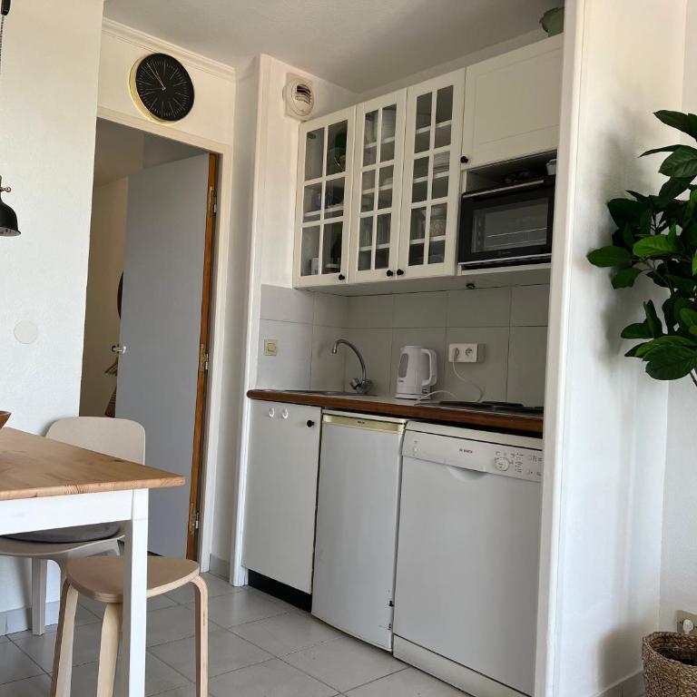 Pool , 150m to beach, seaview - Appartement 1 Chambre - 14