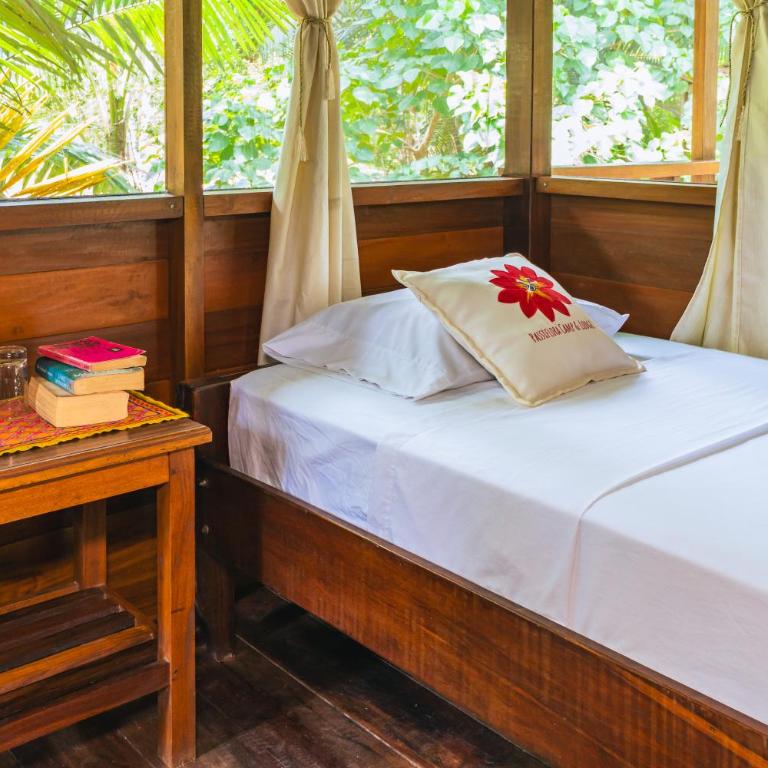 Passiflora Lodge Tambopata - Twin Room with Private Bathroom - 4