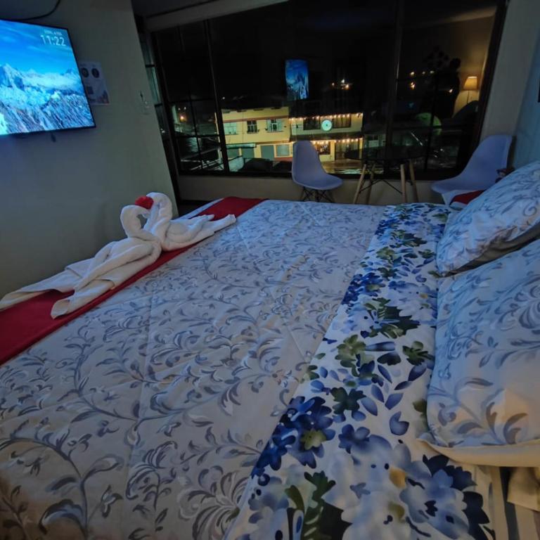 TURI Suite con Jacuzzi, centro de la ciudad - Suite con bañera de hidromasaje - Cama extragrande - 9