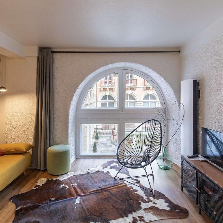 Charmant T2 avec cuisine neuve et cave au centre de Cauterets - FR-1-401-278 - Appartement - 4