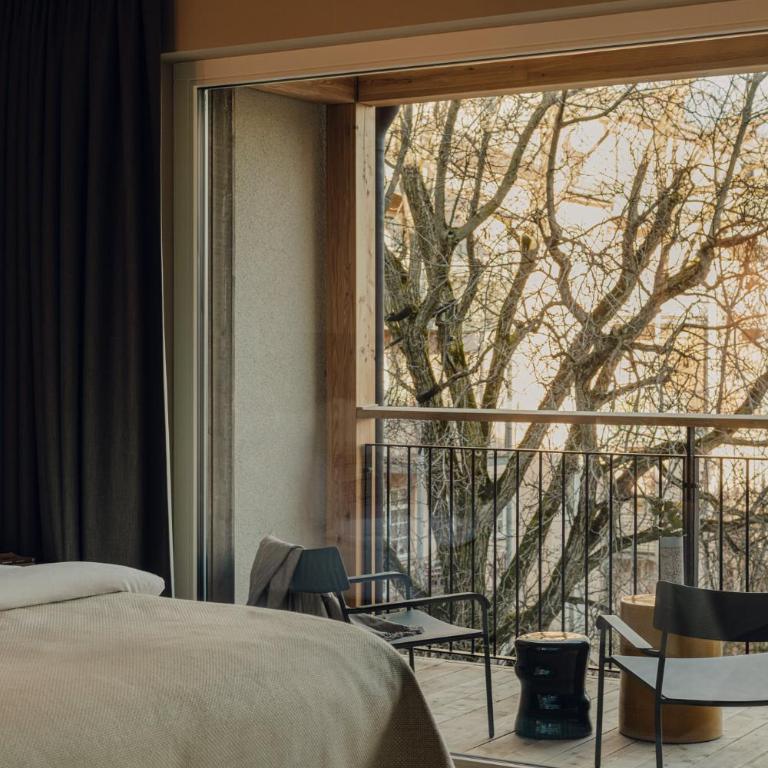 Design Hotel zum Hirschen Salzburg - Comfort Doppelzimmer mit Balkon - 1