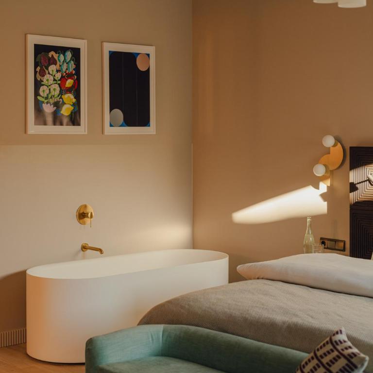 Design Hotel zum Hirschen Salzburg - Superior Junior Suite mit Sauna - 5