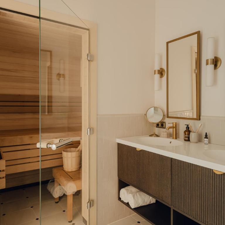 Design Hotel zum Hirschen Salzburg - Superior Junior Suite mit Sauna - 2