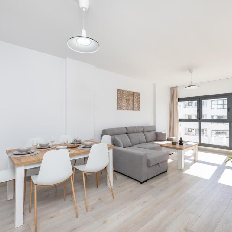 Casa Esmeralda, 7 min to beach, Garage - Two-Bedroom Apartment - 15