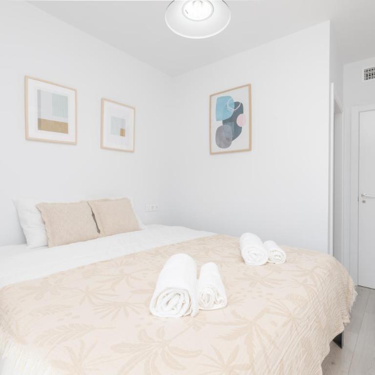 Casa Esmeralda, 7 min to beach, Garage - Two-Bedroom Apartment - 10