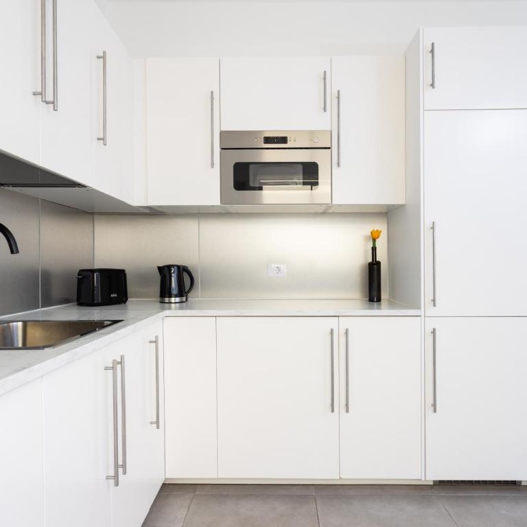 Home2Book Stylish & Bright Apt, Santa Cruz Center - Apartamento de 2 dormitorios - 11