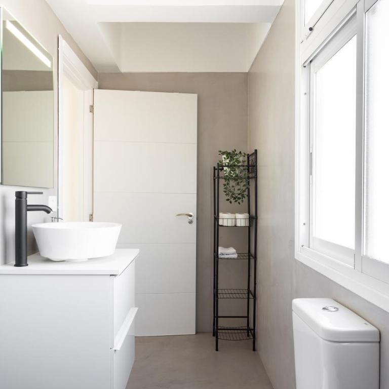 Home2Book Stylish & Bright Apt, Santa Cruz Center - Apartamento de 2 dormitorios - 18