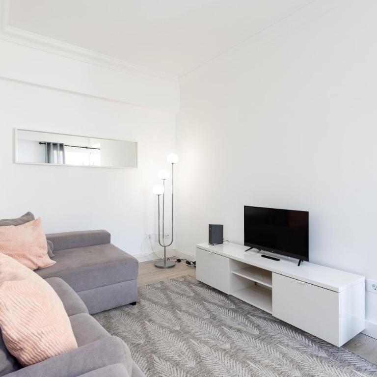 Home2Book Stylish & Bright Apt, Santa Cruz Center - Apartamento de 2 dormitorios - 6