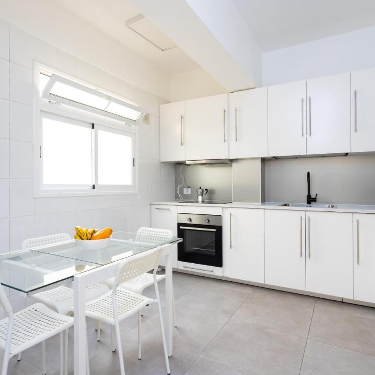 Home2Book Stylish & Bright Apt, Santa Cruz Center - Apartamento de 2 dormitorios - 4