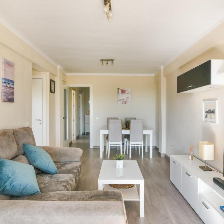 Panoramic Sunset Málaga - Three-Bedroom Apartment - 5