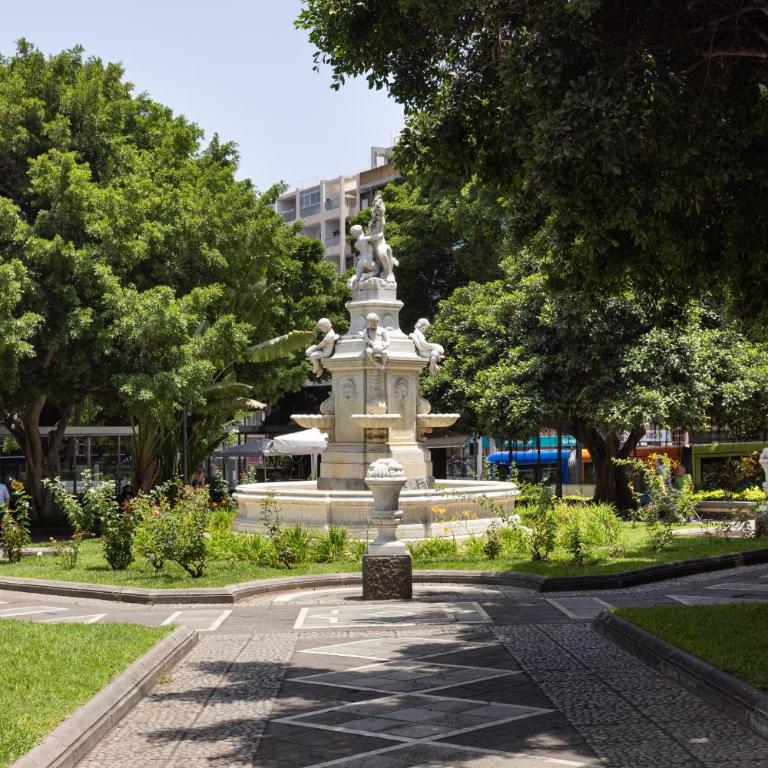 Home2Book Stylish & Bright Apt, Santa Cruz Center - Apartamento de 2 dormitorios - 42