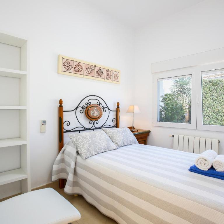 Casa Segaria con piscina privada y jardín en Dénia - Chalet - 60